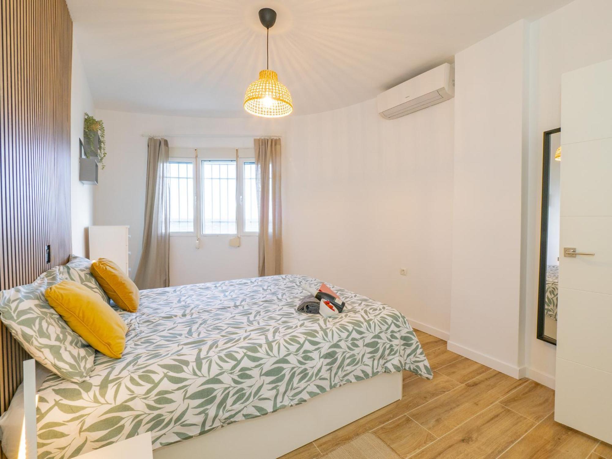 Apartment On Beach Mijas Sitio de Calahonda المظهر الخارجي الصورة